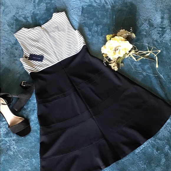 Dress - Picture 3 of 5